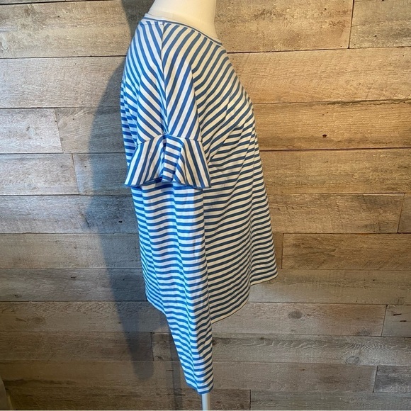 🛍️3/$30 H&M women’s  striped ruffled long sleeved shirt in size medium - Picture 4 of 15